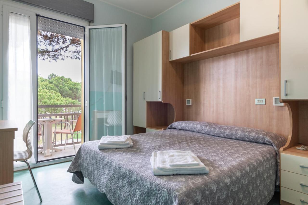 Hotel Olympic Милано Мартима Екстериор снимка
