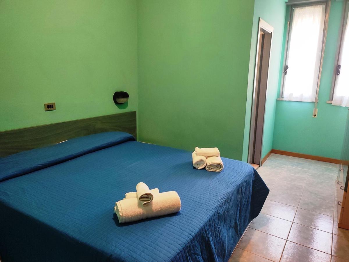 Hotel Olympic Милано Мартима Екстериор снимка