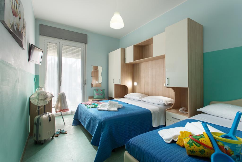 Hotel Olympic Милано Мартима Екстериор снимка