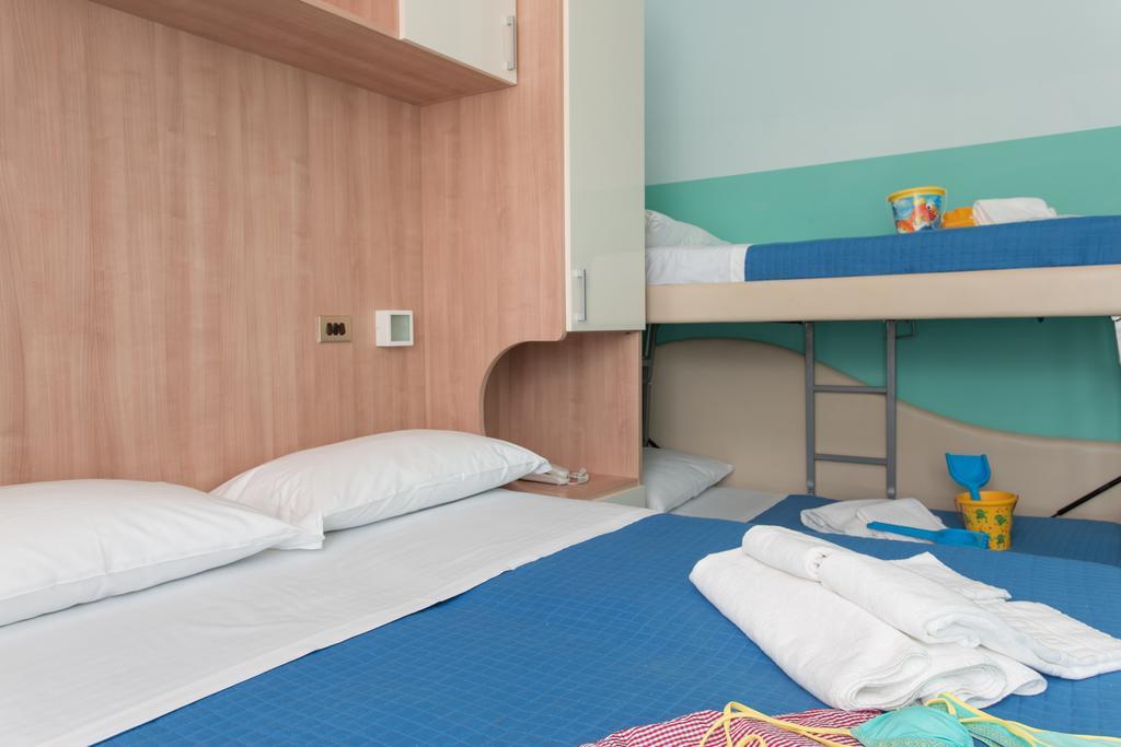 Hotel Olympic Милано Мартима Екстериор снимка